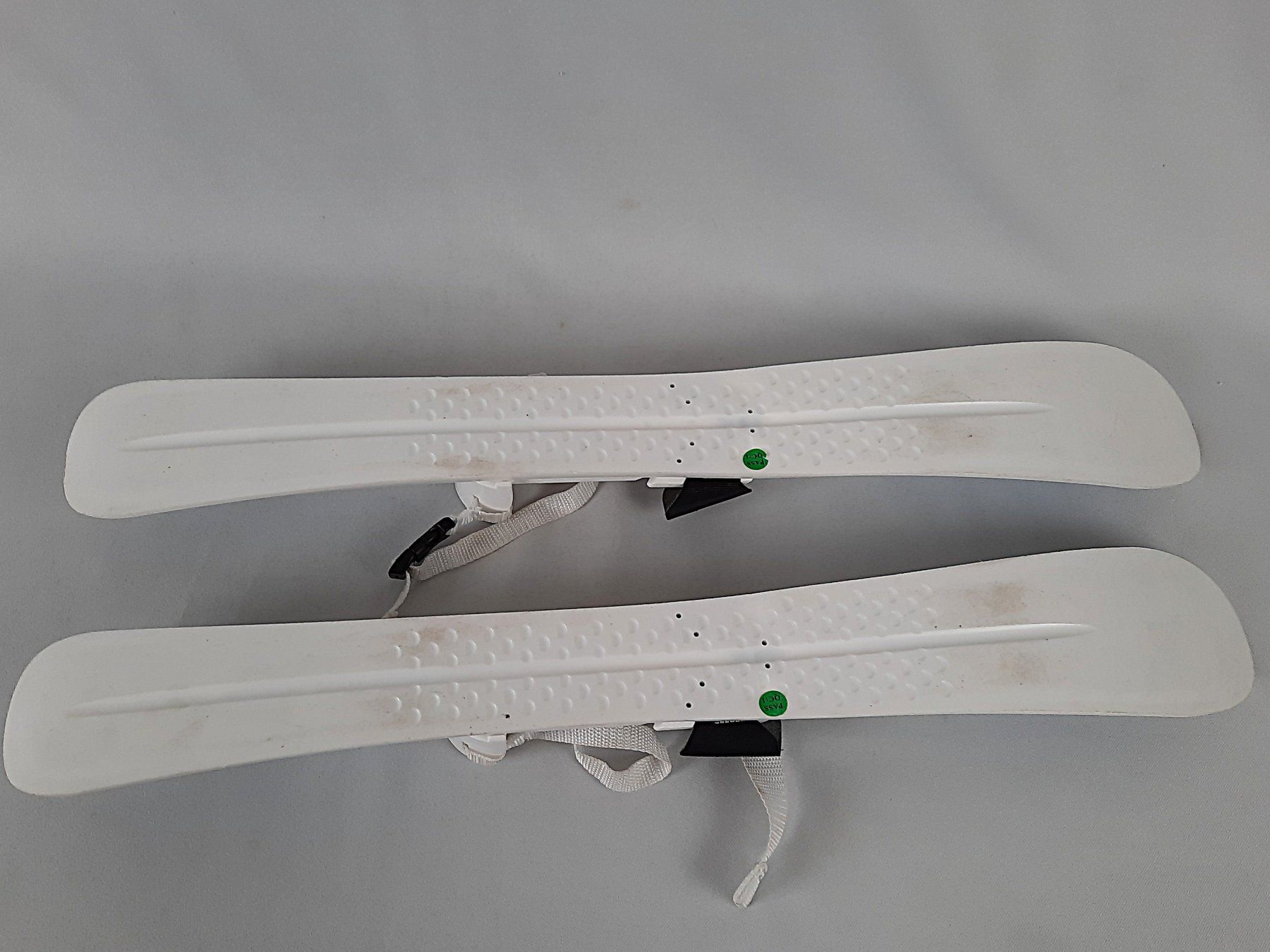 Hamax Skis: HAMAX Kinder-Ski Set mit Bindung &Stöcken - Pingu – Gebraucht aus Beinwil am See von Restwert_Beinwil 2