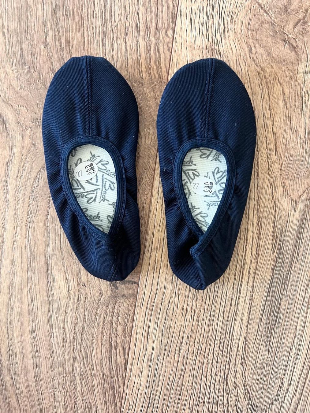 Schuhe für Jungen: Turnschlappis neu, Gr. 27.5 – Neu und originalverpackt aus Bonaduz von Luckymoss