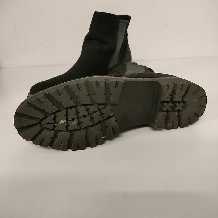 Scarpe da donna: Schwarze Stiefeletten 38 – Usato da Schaffhausen venduto da tut_85dq 2