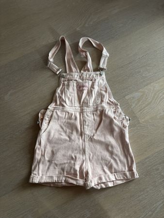 Kurze Latzhose rosa Grösse XS/S