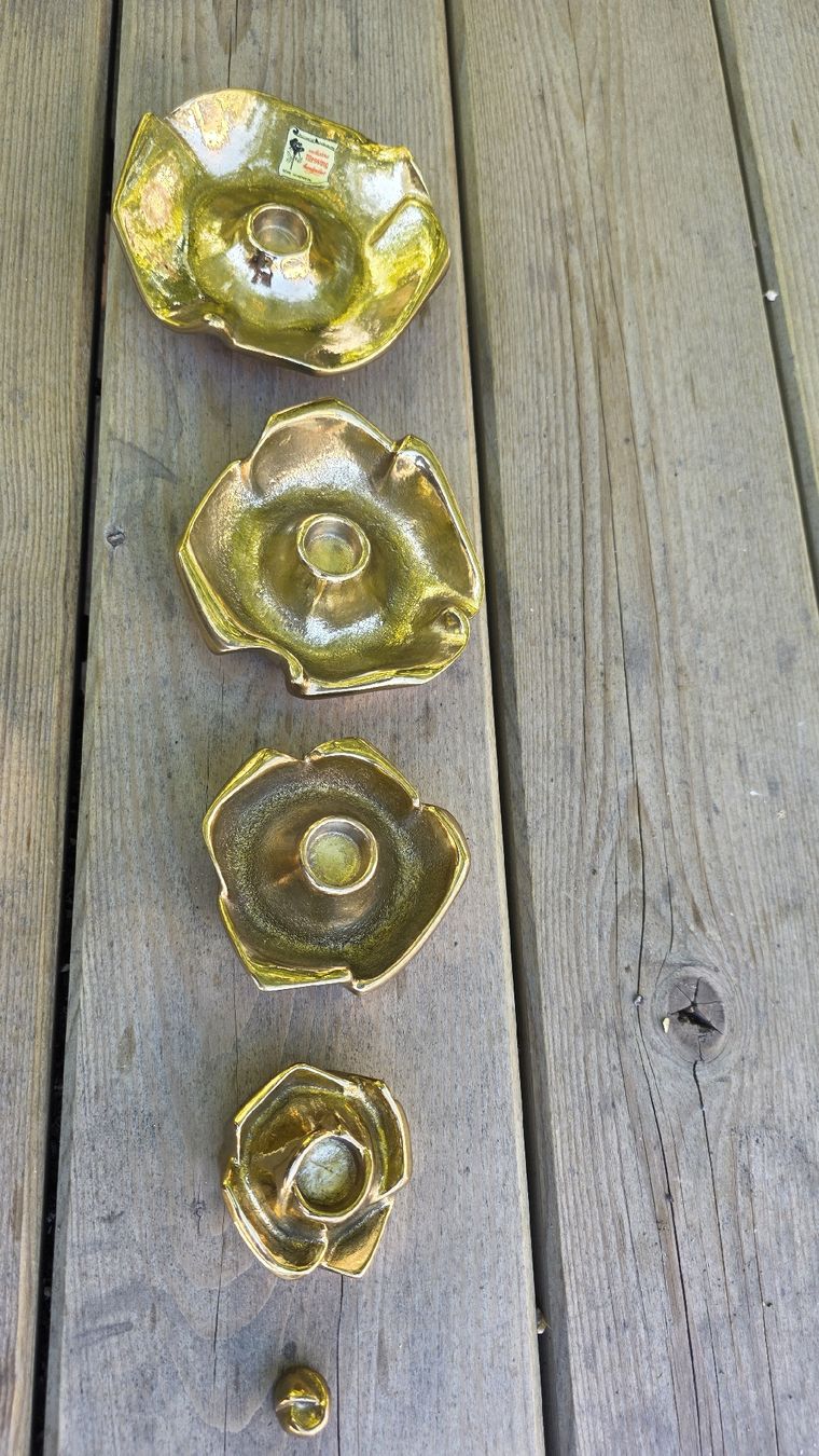 Kerzenständer: Kerzenhalter Rose Messing 5er Set – Gebraucht aus Pfäffikon SZ von Brocki-21 1