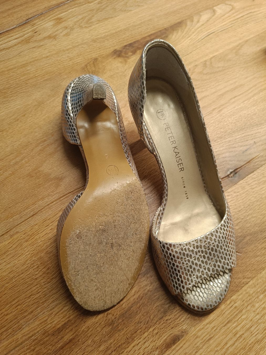 Kaiser Scarpe da donna: Elegante Peter Kaiser Slingpumps, Goldmuster, Grösse 38 – Usato da Lenzburg venduto da Valflo02 1