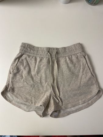 Basic Shorts XS Damen Beige Sommer Top Zustand!