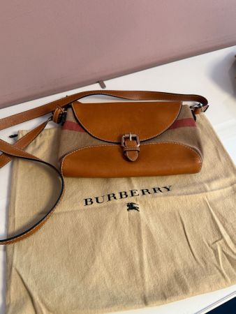 Burberry kleine Umhängetasche