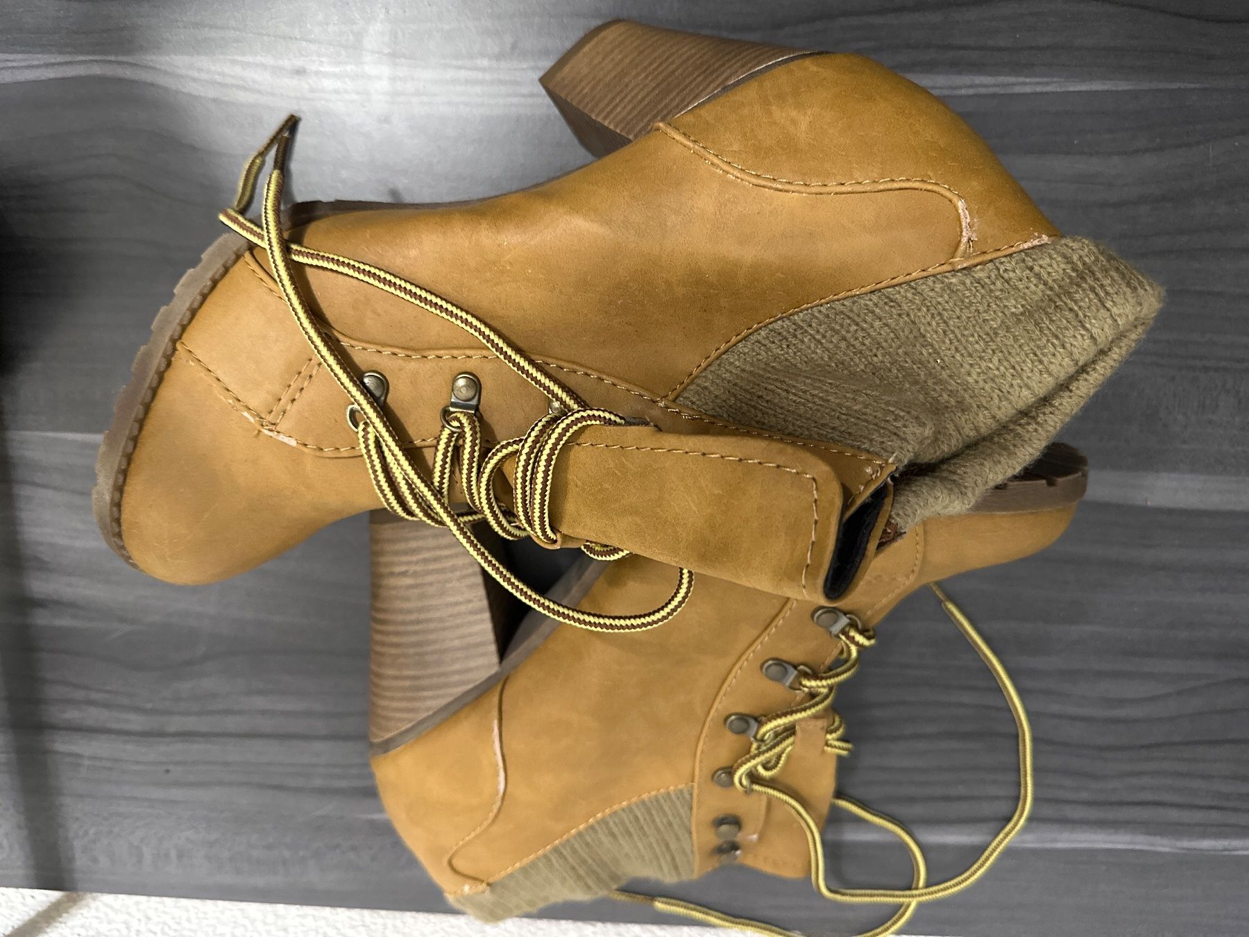 Damenschuhe: Boots grösse 42 – Gebraucht aus Aarburg von Tonija 3