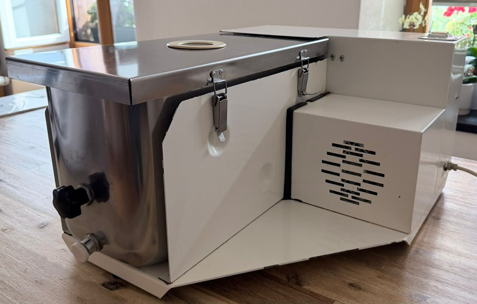Küchengeräte: Buttermaschine / Butterfass – Gebraucht aus Herbetswil von Flurs 1