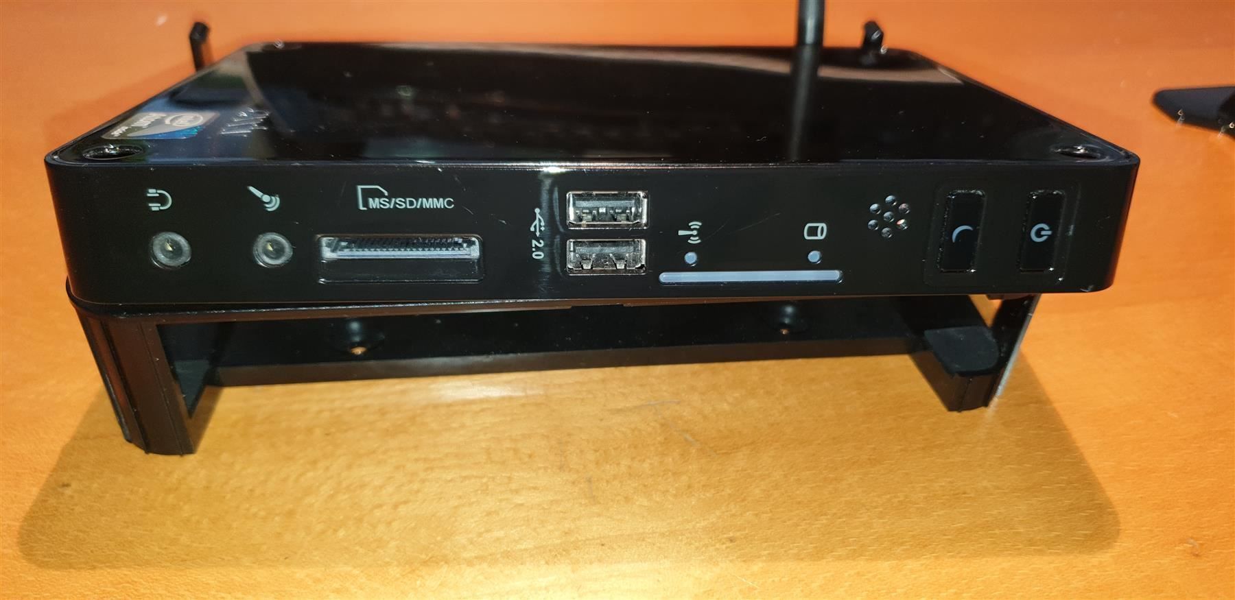Netapp PC: Foxconn Nettops nt-535 – Nuovo (secondo la descrizione) da Zürich venduto da masterIT 1