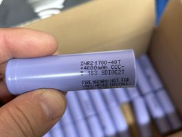 24 Stk. li-Ion Zellen Samsung INR21700-40T Neu!