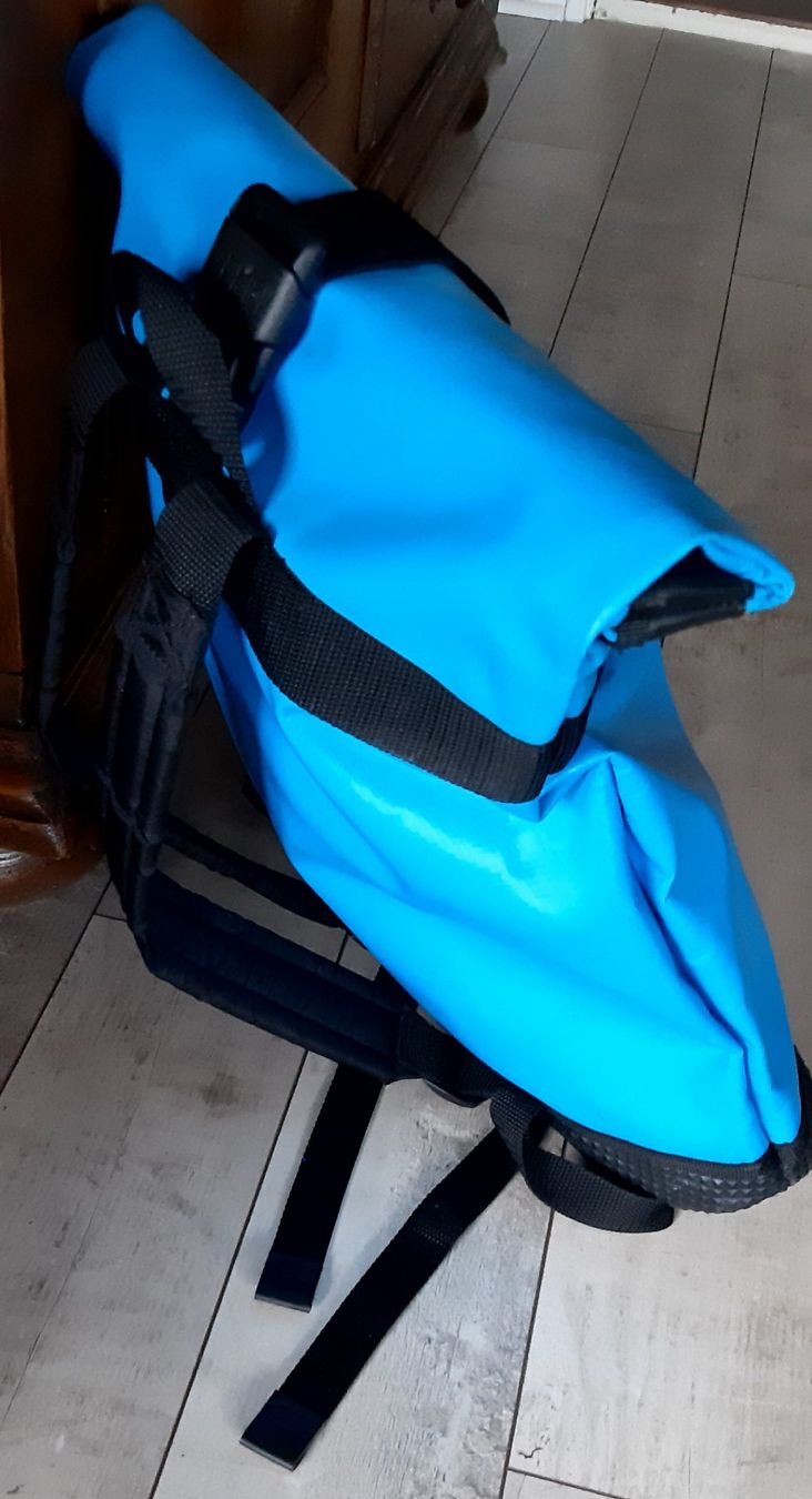 Bree Zaini: Rolltop Rucksack  -  BREE  -  Blache  -  Kurrier - neuwertig – Nuovo (secondo la descrizione) da Tagelswangen venduto da BrigittaC01 2