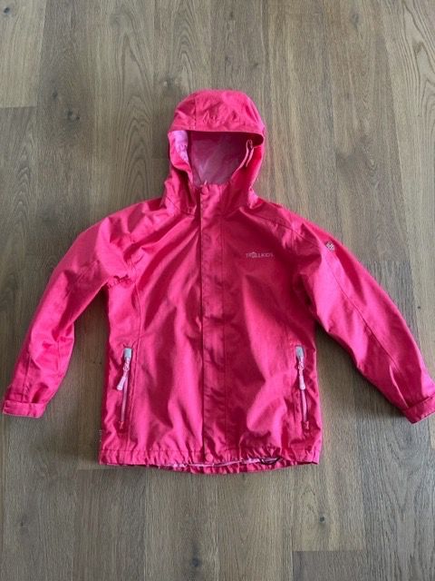 Giacche & Cappotti: Regenjacke Trollkids 140 – Usato da Zürich venduto da DuA03