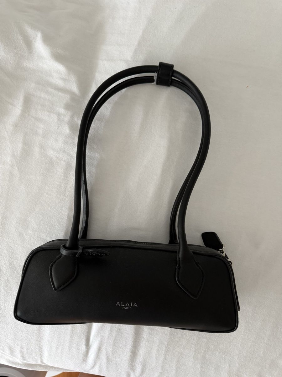 Taschen für Damen: Tasche Schwarz – Neu und originalverpackt aus Dietlikon von lizz.yy