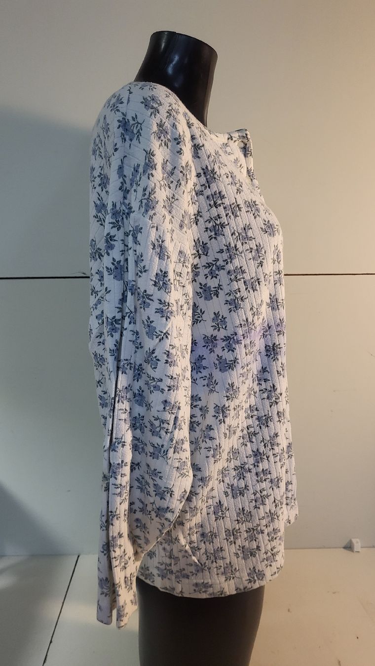 Maglioni & Felpe: Pullover mit Blumenmuster, Gr. S  (nov216) – Usato da Künten venduto da Schnaepplihuus 2