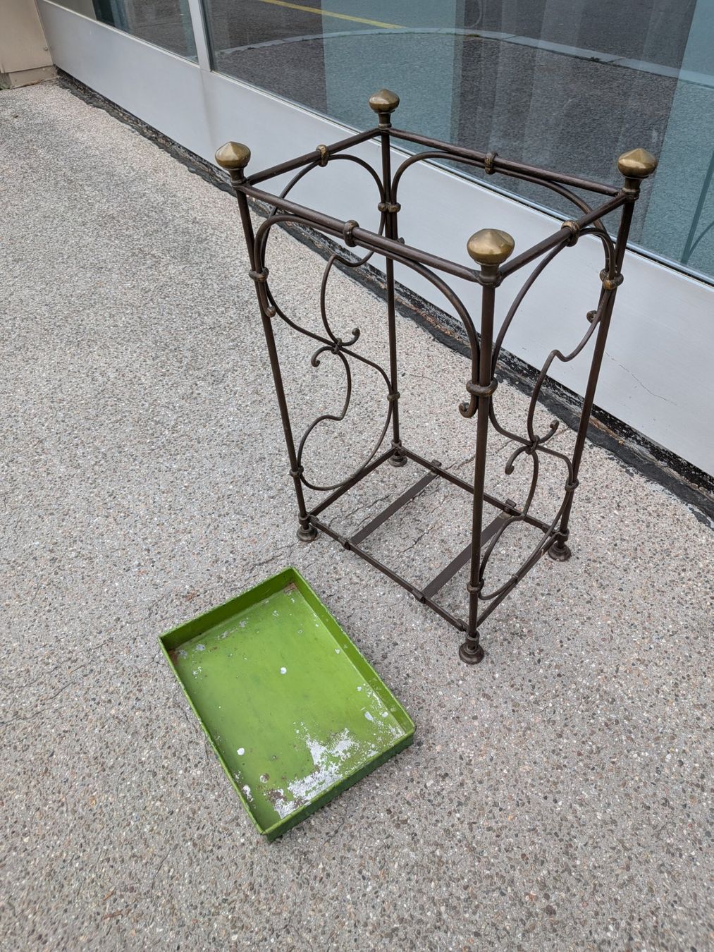 Altri mobili per ufficio: Antiker Schirmständer Jugendstil – Usato da Emmen venduto da Brockofsky 4