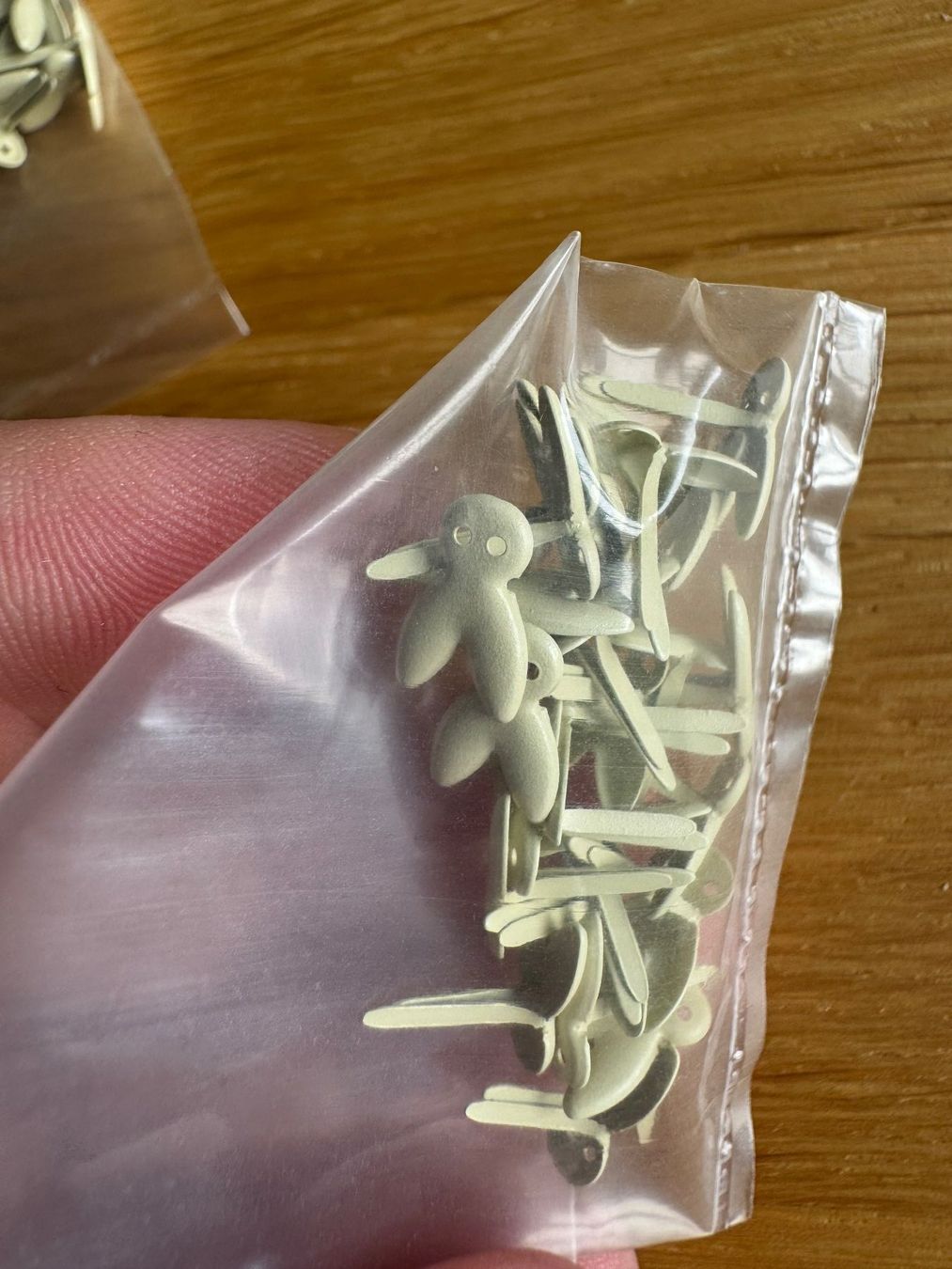 Kits de loisir créatif: Brads "Hase" beige - P – Neuf avec emballage d'origine à Neukirch (Egnach) par muolen 2