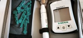 Omnitest 3 B.Braun glucose meter with lancets