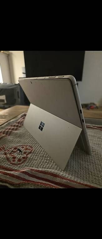 PC: Microsoft Surface Pro 9 – Usato da Cossonay-Ville venduto da val_b58f 1