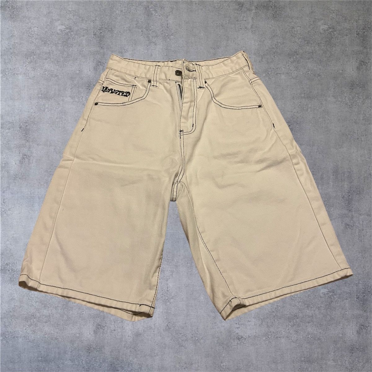 Jeans: Wasted Paris Shorts – Nuovo (secondo la descrizione) da Basel venduto da Vintageflo16