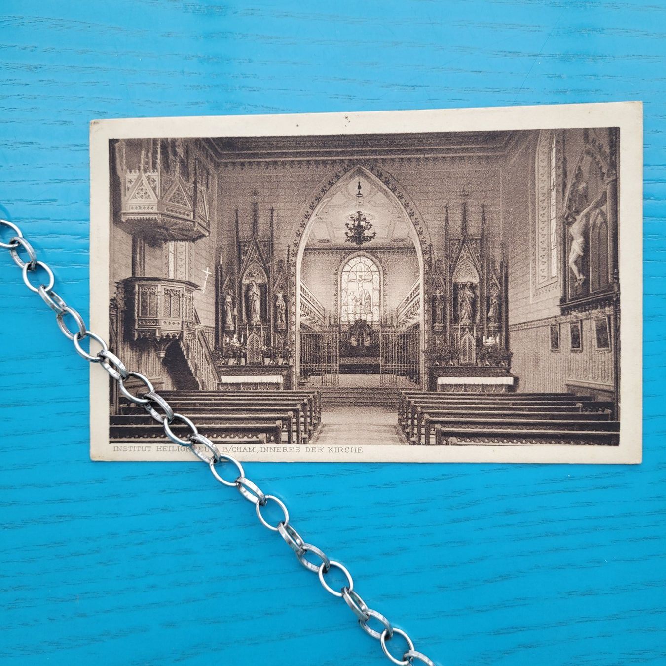 Cartoline postali: CHAM / Institut Heiligeskeuz, Kirchen Inneres – Usato da SCHÜBELBACH venduto da CoKaHa