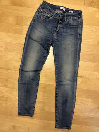 Closed Jeans 27 skinny 