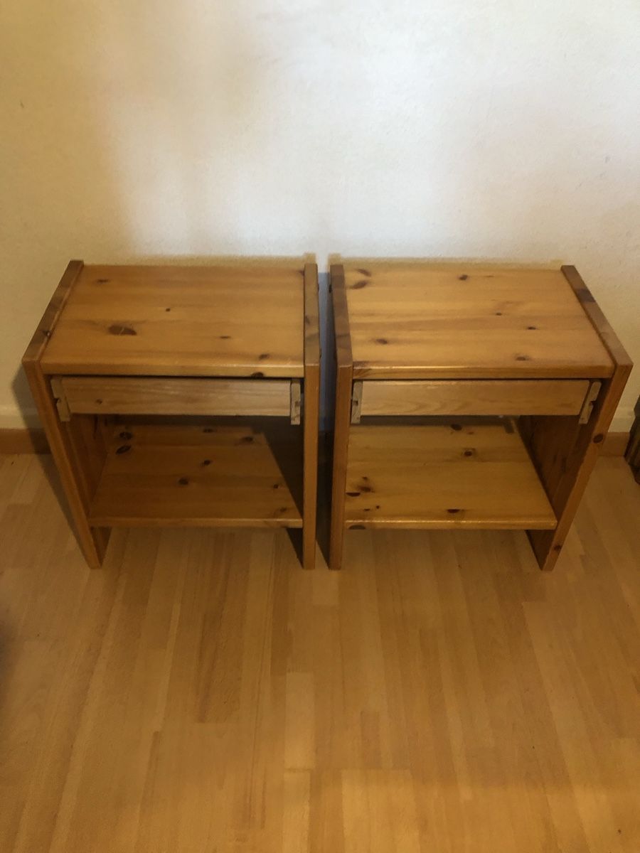 Comodini: Nachtisch Holz 2 Stk. – Nuovo (secondo la descrizione) da Olten venduto da Lara1967 1
