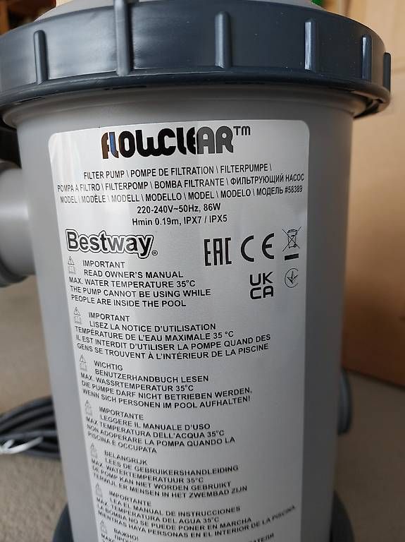 Bestway Riscaldamento: Bestway Flowclear Neu – Usato da Schönenberg an der Thur venduto da Sandiego75 1