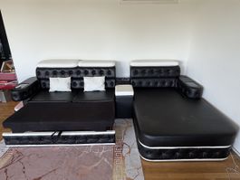 Exklusive Wohnlandschaft / Ecksofa mit LED, USB und Wireless