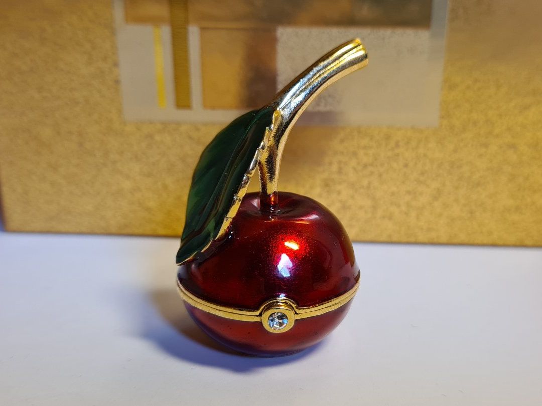 Estée Lauder Profumi & Eau de Toilette: Estée Lauder BEAUTIFUL RED CHERRY – Usato da Steinmaur venduto da TobiasKern 3