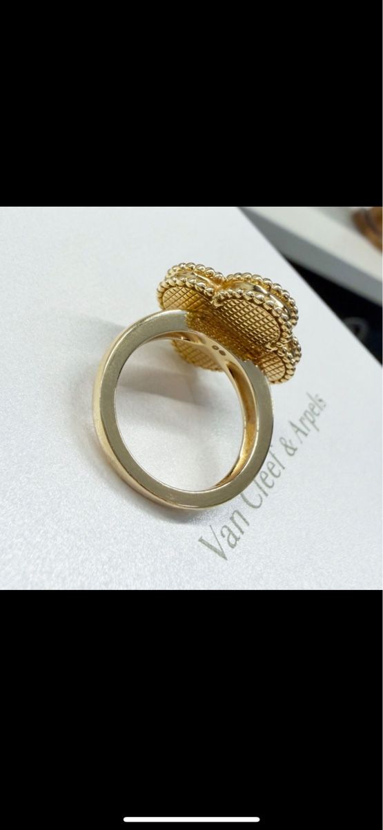 Bagues: Van Cleef & Arpels Magic Ring – Neuf (Voir description) à Fruthwilen par Mariya13 4