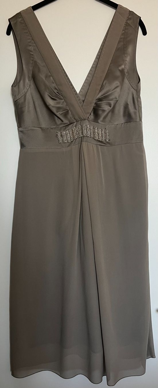 Vestiti: Luftig-elegantes Sommer-Cocktailkleid – Usato da Kreuzlingen venduto da glo_yg6c 1