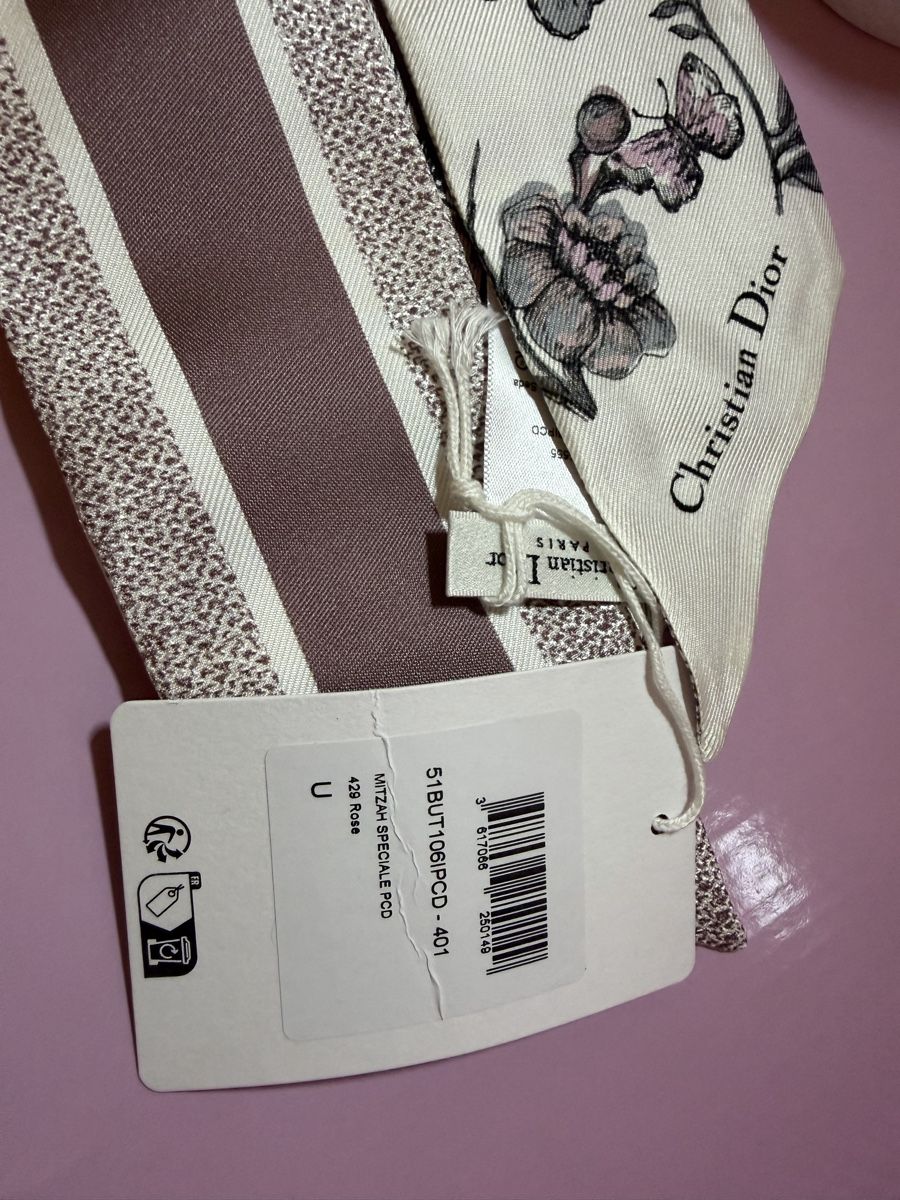 Dior Foulard & Sciarpe: Dior Seiden Mitzah-Schal – Nuovo (secondo la descrizione) da Bern venduto da Blueangel6 6