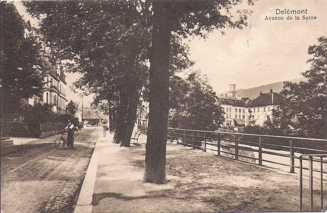 Cartoline postali: DELEMONT, avenue de la Sorne – Usato da Les Verrières venduto da Scampi0