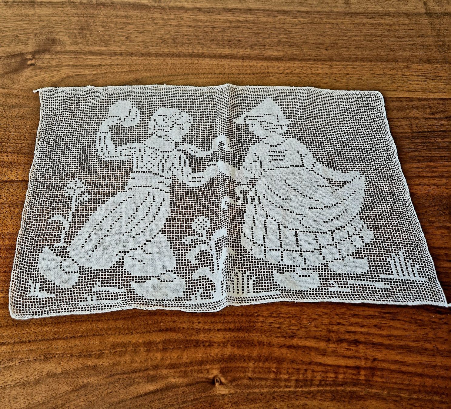 Altra biancheria da tavola: Filet  Deckeli – Usato da Bern venduto da Antikbatik 4
