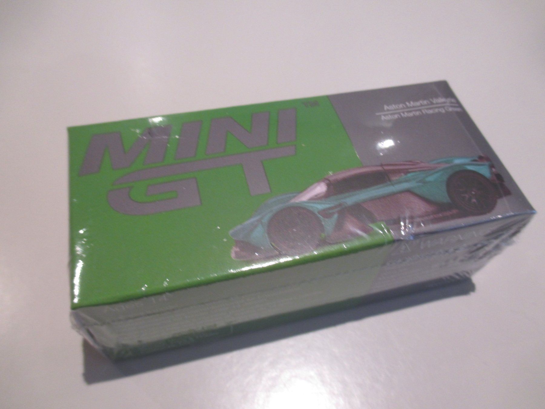 True Scale Miniatures Modellautos: 1:64 / TSM Mini-GT / Aston Martin Valkyrie / detailliert – Neu und originalverpackt aus Welschenrohr von StarRecordsGmbH 1