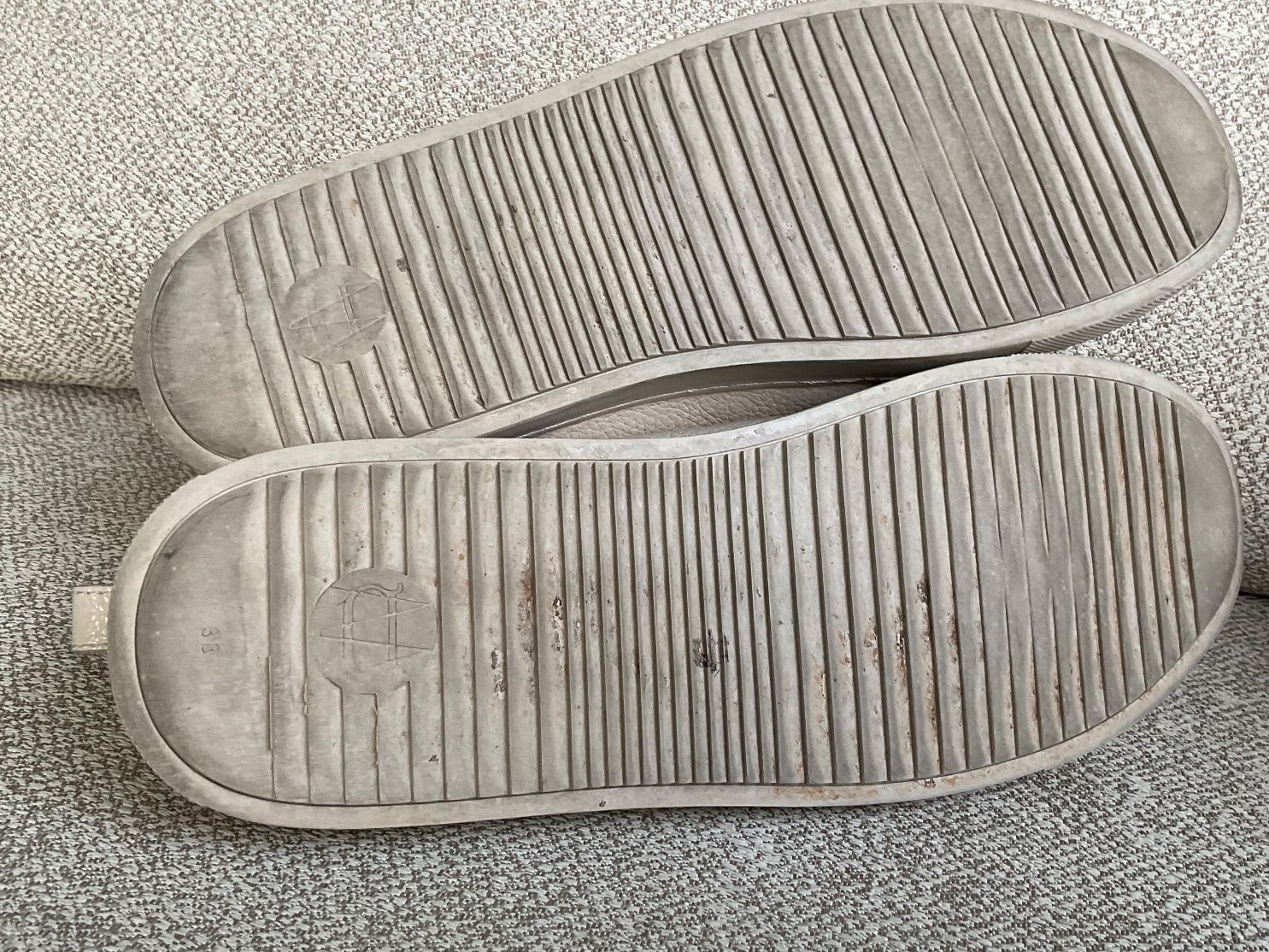 Massimo Dutti Scarpe da donna: Massimo Dutti Leder Schuhe Sneaker Gr 38 beige – Usato da Urdorf venduto da alda02 7