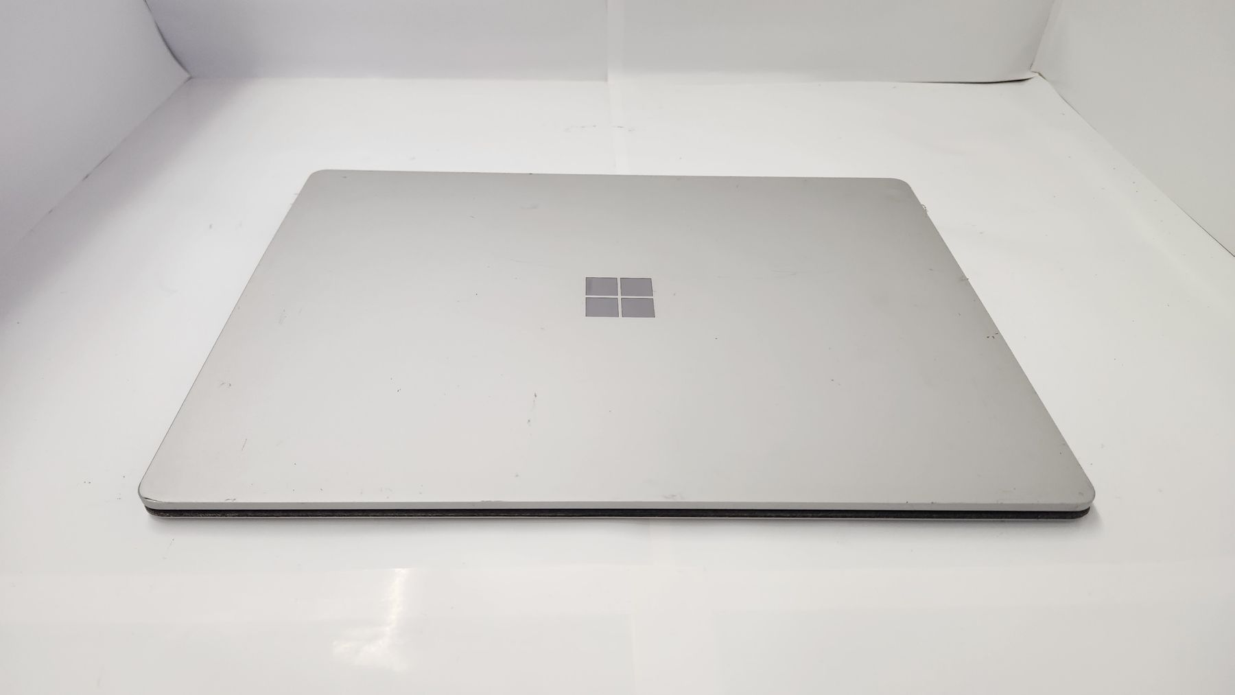 Microsoft Notebook: Microsoft Surface Laptop Intel Core i5 7th  – Usato da Donneloye venduto da ire_767q 3