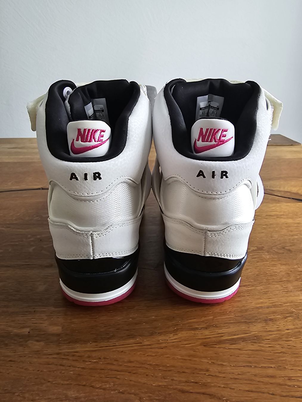 Nike Scarpe da donna: Nike Sneaker mit Keilabsatz – Nuovo (secondo la descrizione) da Trimmis venduto da Blueberry123 2