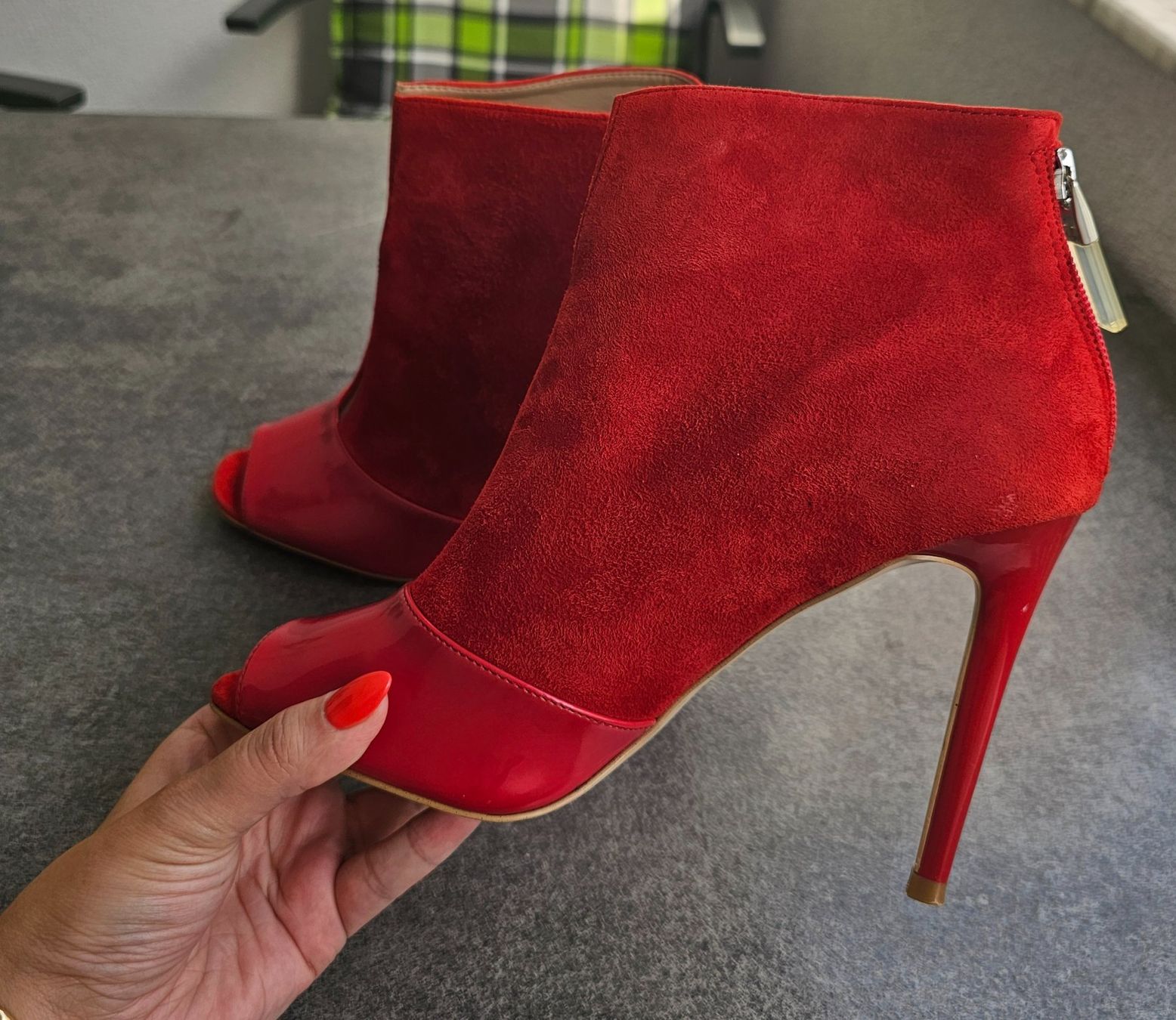 Guess Scarpe da donna: ***GUESS ***Damen Schuhe Gr.40 – Usato da Bronschhofen venduto da Xena37 1