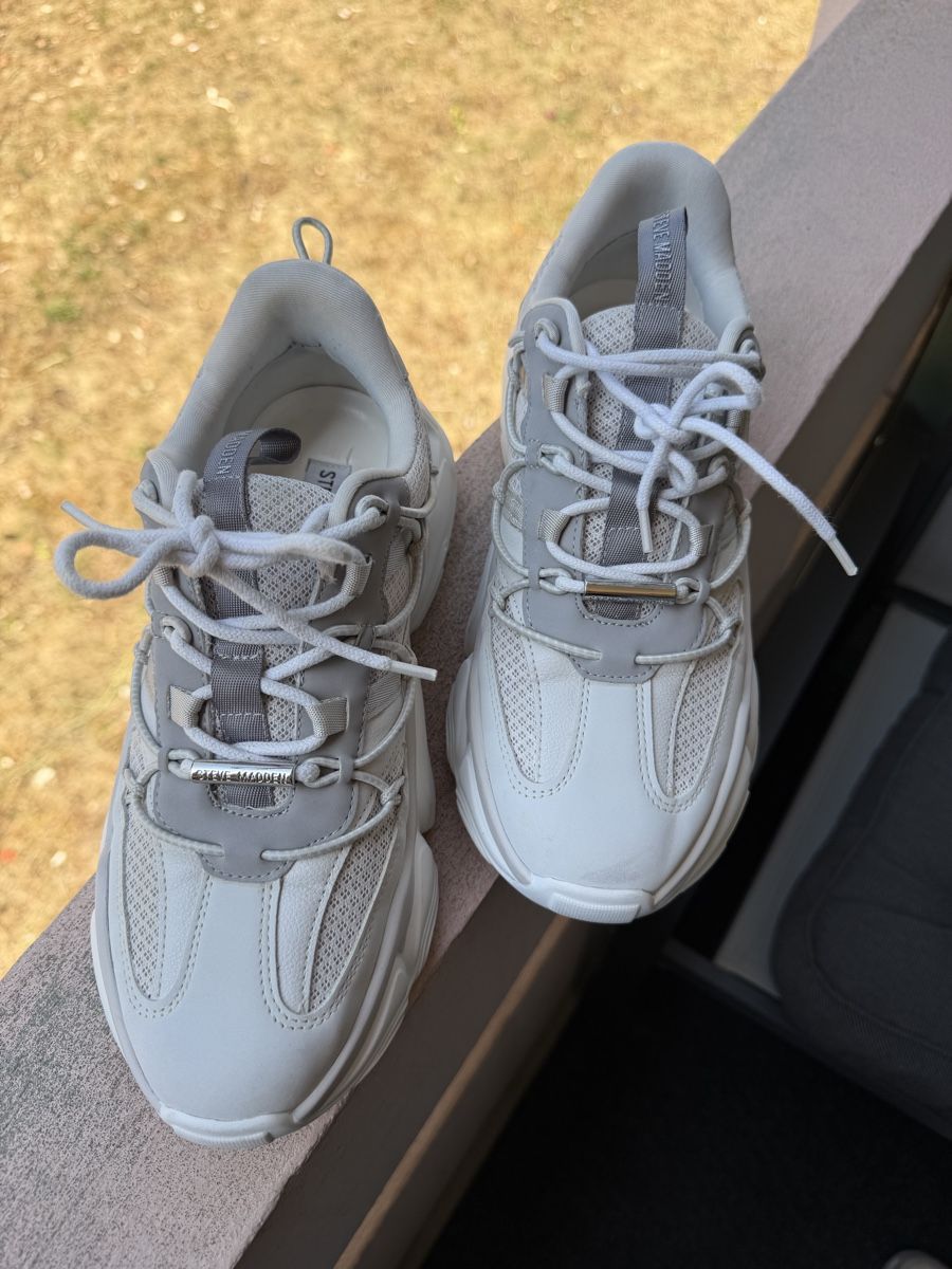 Steve Madden Damenschuhe: Damen Turnschuhe Steve Madden Grösse 39,5 – Gebraucht aus Füllinsdorf von had_kv5k 1