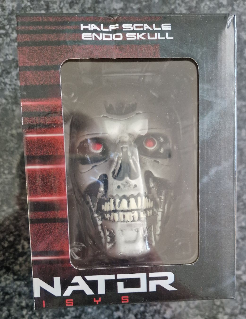 Statuette: Terminator Genisys Skull Schädel Figur – Nuovo e nell'imballaggio originale da Rheinau venduto da tobitobsen80 1
