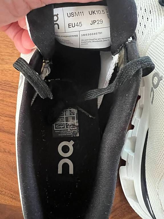 On Herrenschuhe: On Cloud X Grösse 45 neuwertig – Gebraucht aus Arlesheim von SKA_4144 2