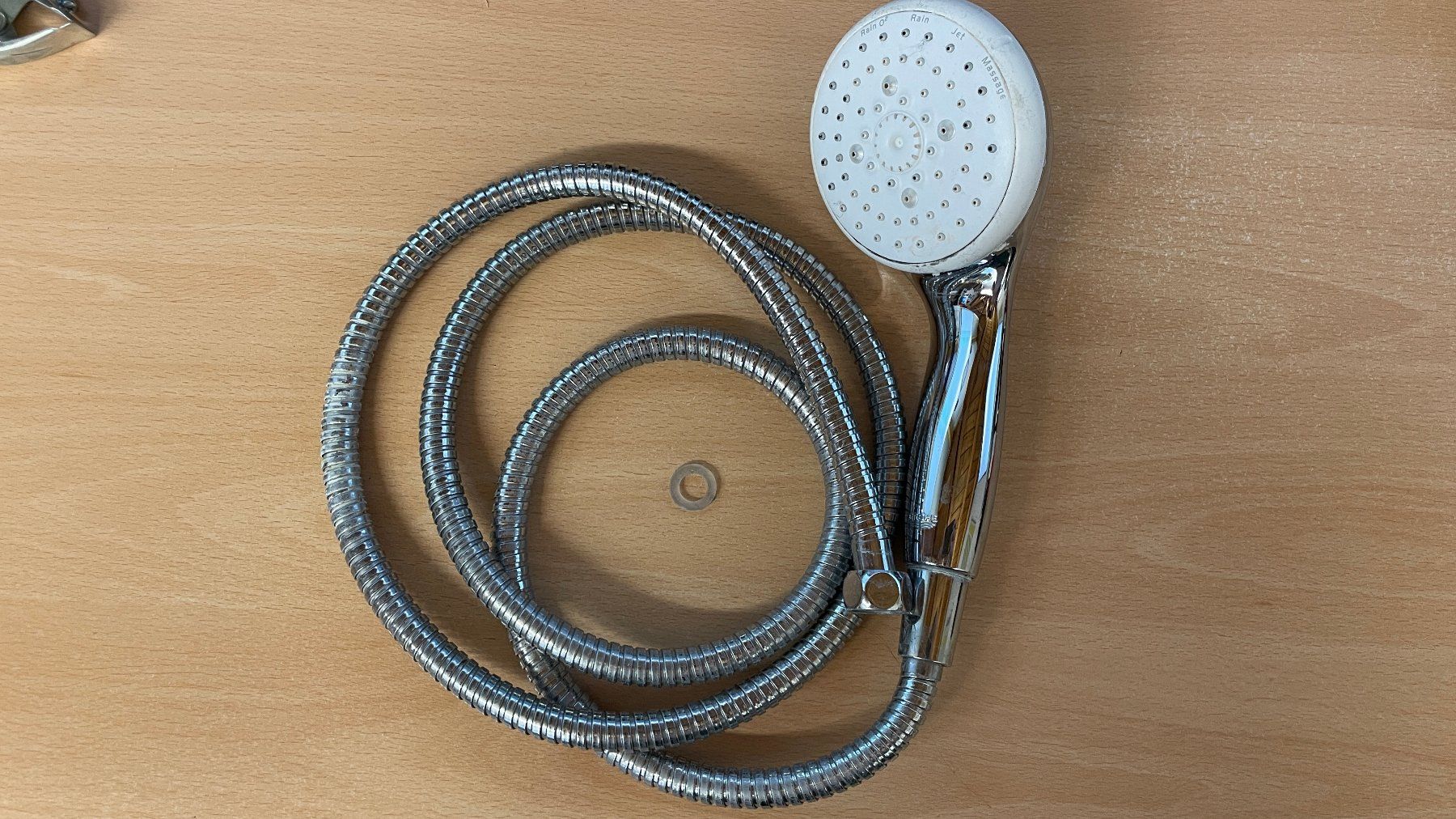 Soffioni doccia: Brauseschlauch mit Handbrause, verschiedene Strahlarten – Usato da Glattfelden venduto da cybermaxx