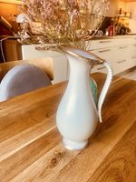 🧜‍♀️ kleine, alte Vase aus Porzellan