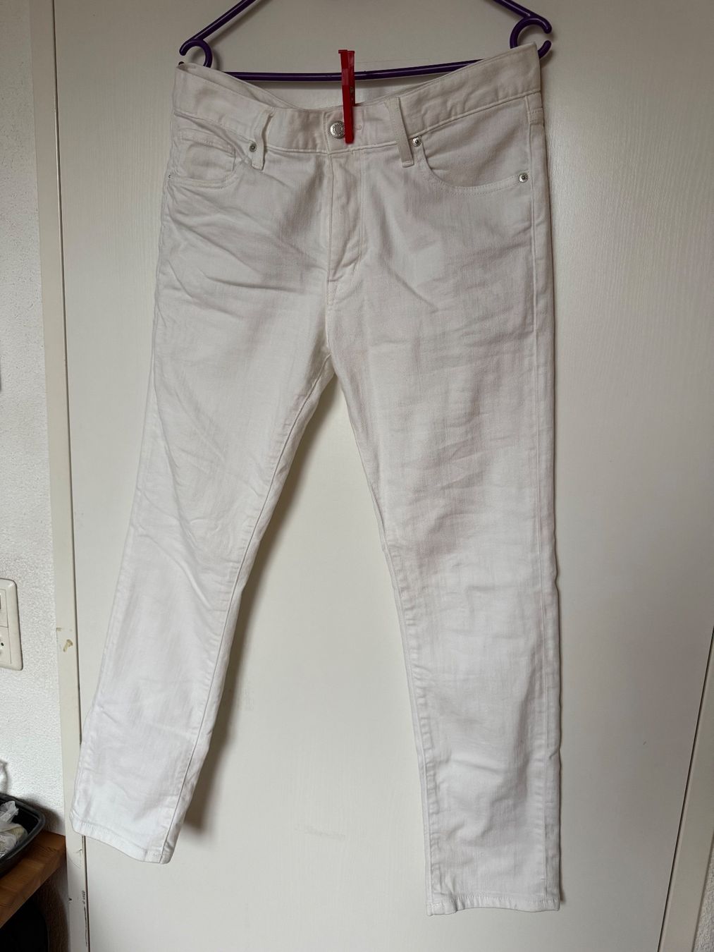 Uniqlo Jeans: Weisse Jeans, Gr. 32, Top Zustand – Usato da Birmensdorf ZH venduto da T_Richard 2