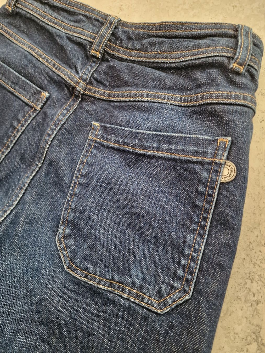 Thinking Mu Jeans: Jeans Dunkelblau, Straight wide leg – Usato da Zürich venduto da linamad 3