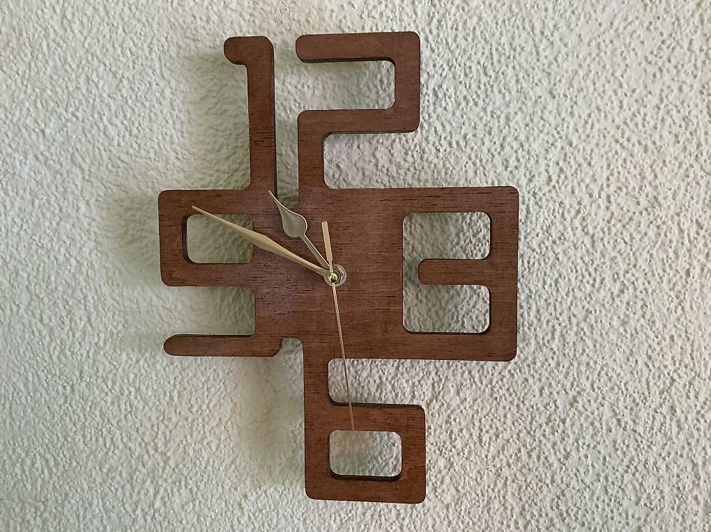 Montres: Holzuhr – D'occasion à Villigen par irene1954