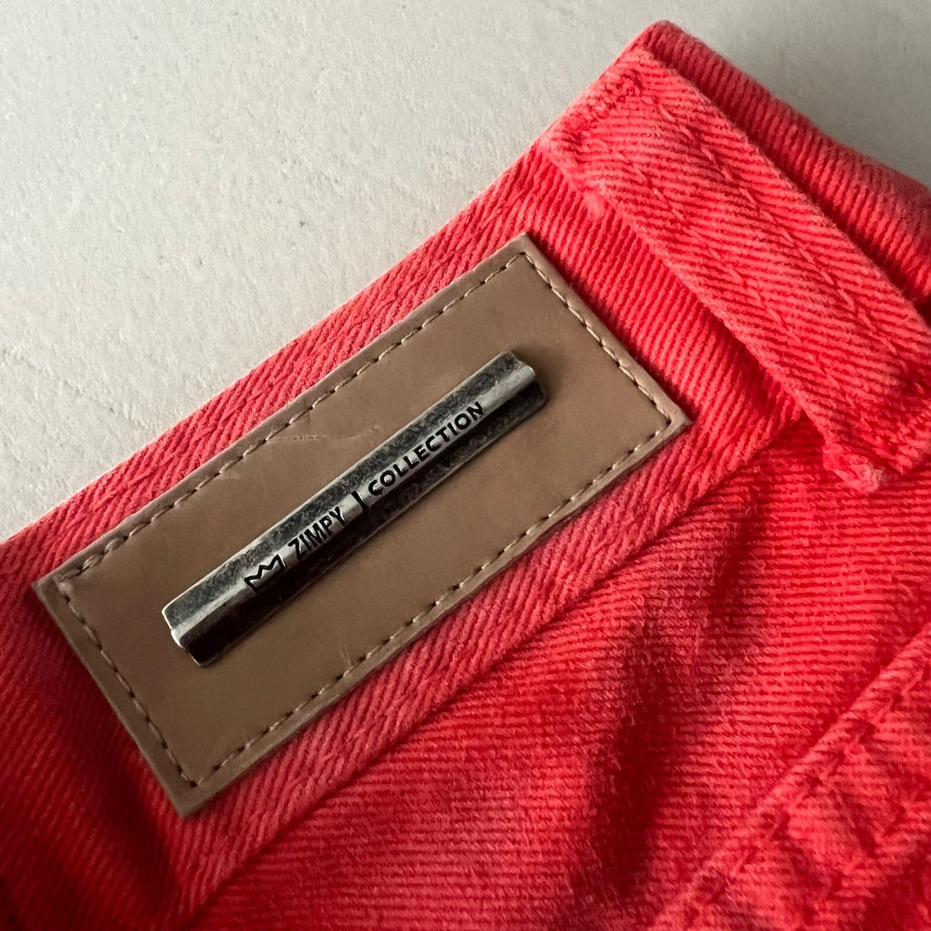 Pantaloni: ZIMPY COLLECTION Shorts ❣️ – Usato da Zürich venduto da ClosetQueen 3