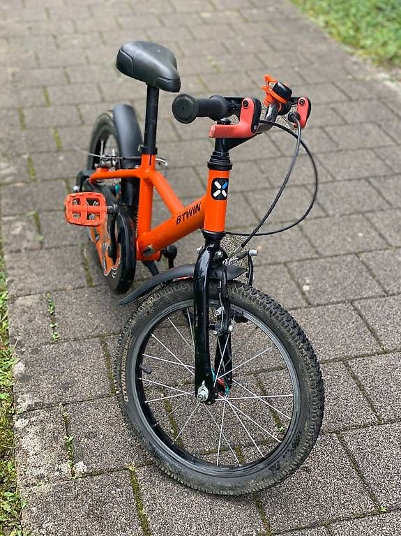 Biciclette: Kinder Velo ca. 4-7 Jahre – Usato da Othmarsingen venduto da and_6y8q 2