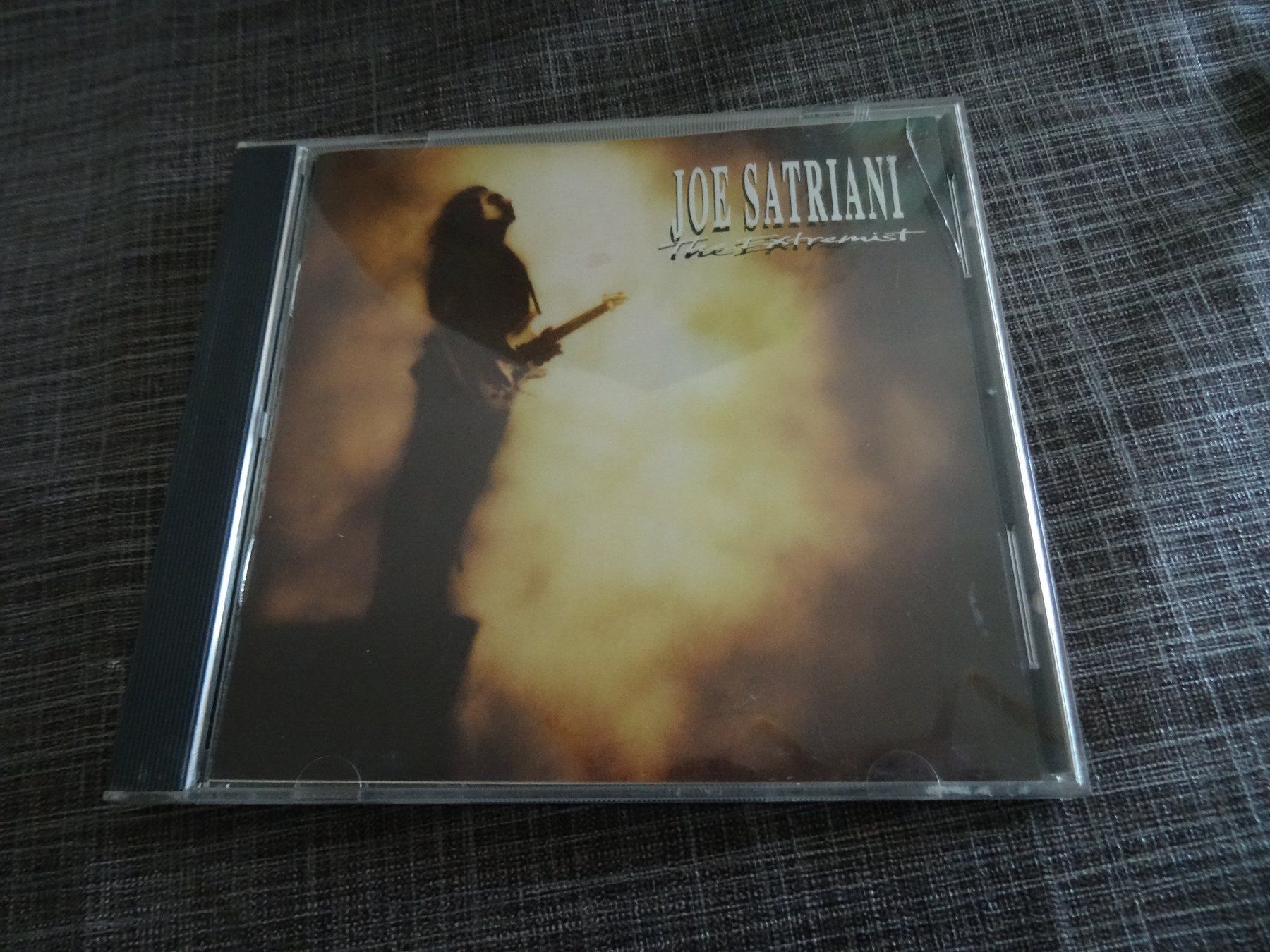 CD: Joe Satriani - The Extremist CD – Usato da Olten venduto da Disc-Ausverkauf