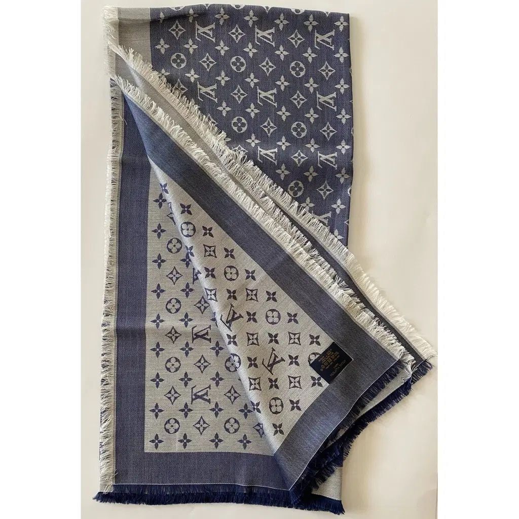 Louis Vuitton Foulard & Sciarpe: Louis Vuitton Monogram denim scarf new – Nuovo (secondo la descrizione) da Birr venduto da ima_m55p 2