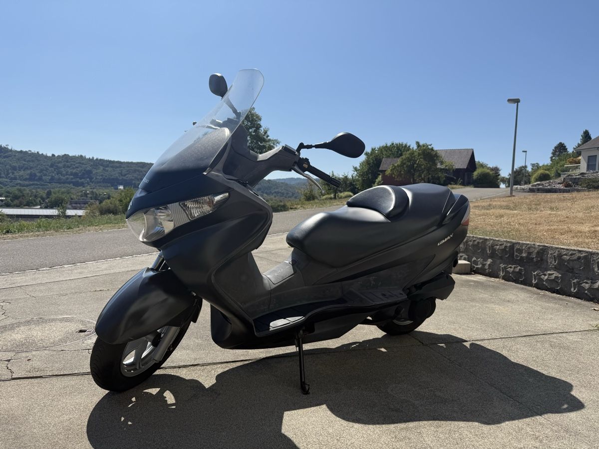 Suzuki Scooter: Suzuki Burgman uh200 – Usato da Villnachern venduto da oli_zd7b 1
